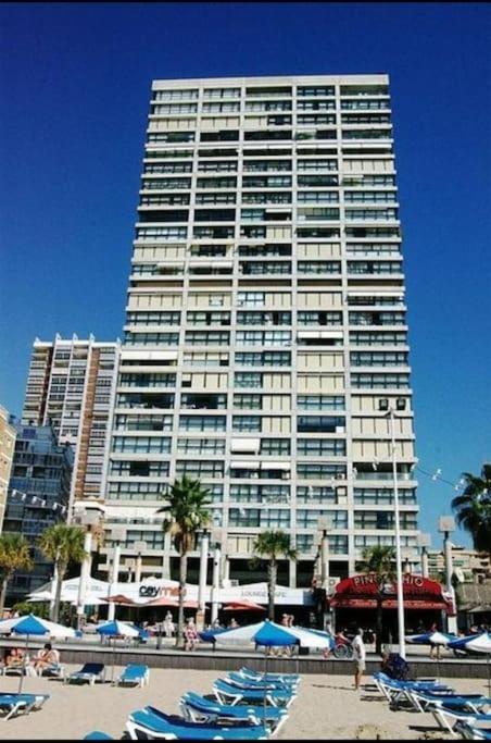 ベニドルムPiso 21 Unico A Pie De Playa En Esquinaアパートメント エクステリア 写真